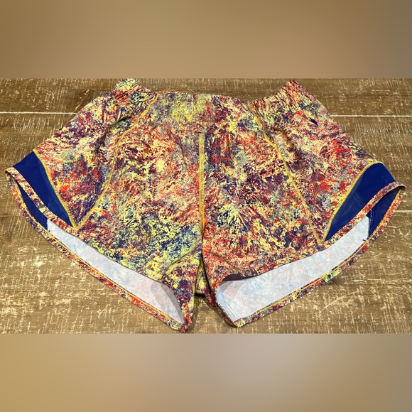 Lululemon SeaWheeze Limited Edition Hotty Hot Shorts - Picture 1 of 9